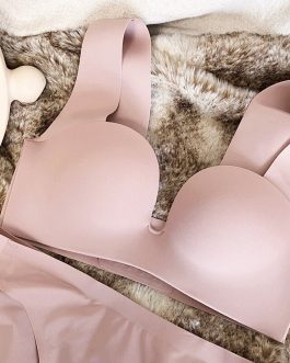 Gathering seamless bra sets adjustment type non-steel ring