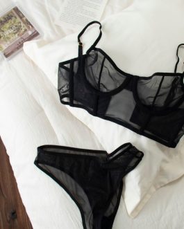 Sexy and innocent bralette ultra-thin underwear